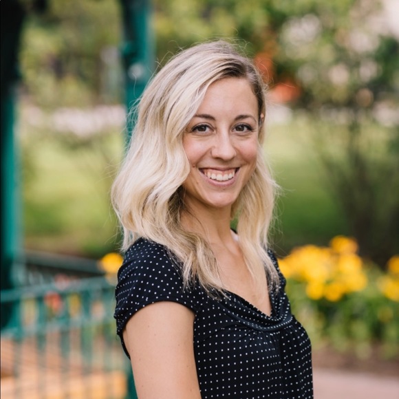 Meet your Posher, Rebecca - Picture 1 of 1